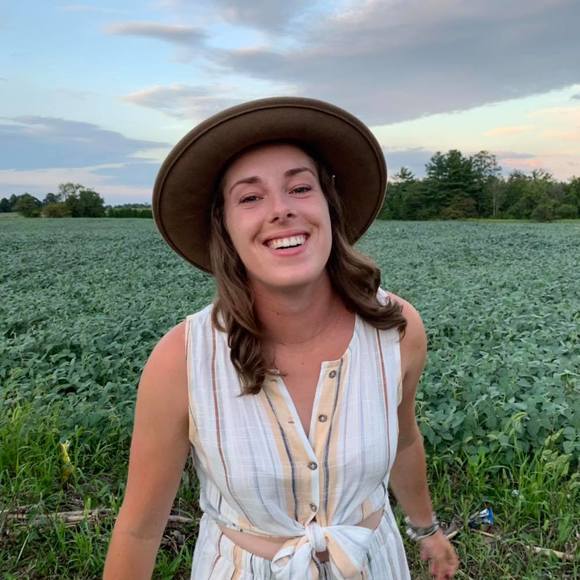 Meet your Posher, Brianna - Picture 1 of 1